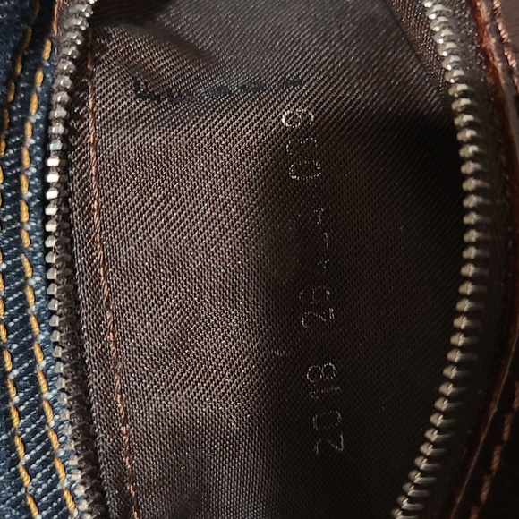 Sold Fendi denim baguette shoulder bag - Picture 14 of 14